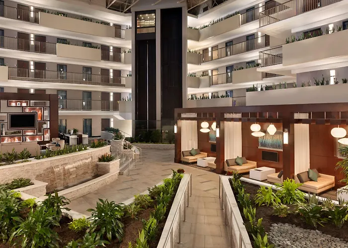 Embassy Suites By Hilton Atlanta Airport College Park